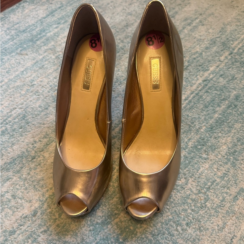 Guess Women's Metallic Peep Toe Heels